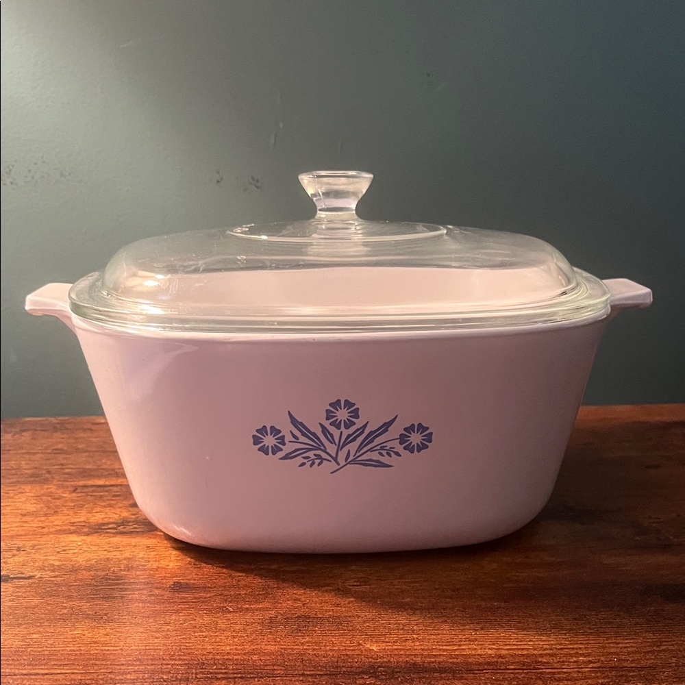 Blue Cornflower Corningware Casserole with lid 2.5qt